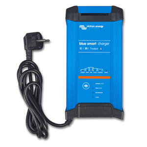 Victron Energy Nabíjačka autobatérií BlueSmart 12V/20A IP22 3 výstupy